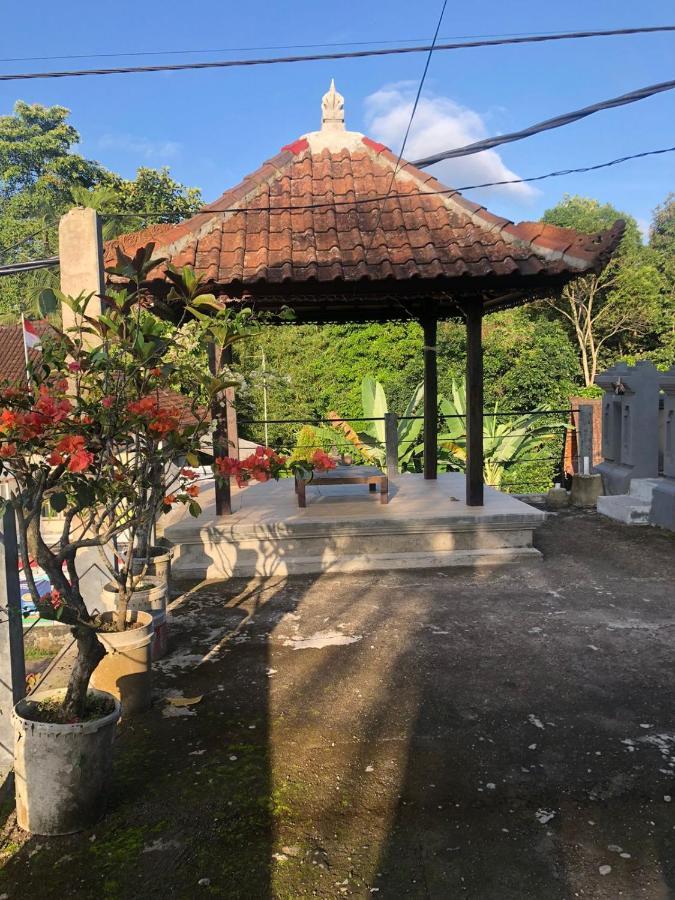 Buana Asti Homestay Selemadeg Kültér fotó